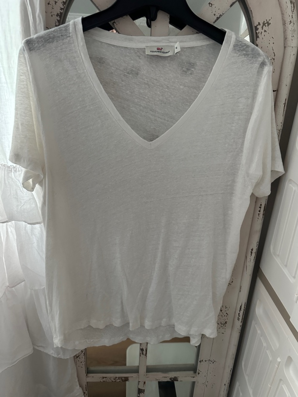 Vineyard Vines White V-Neck Short Sleeve Tee - Lightweight Linen Blend